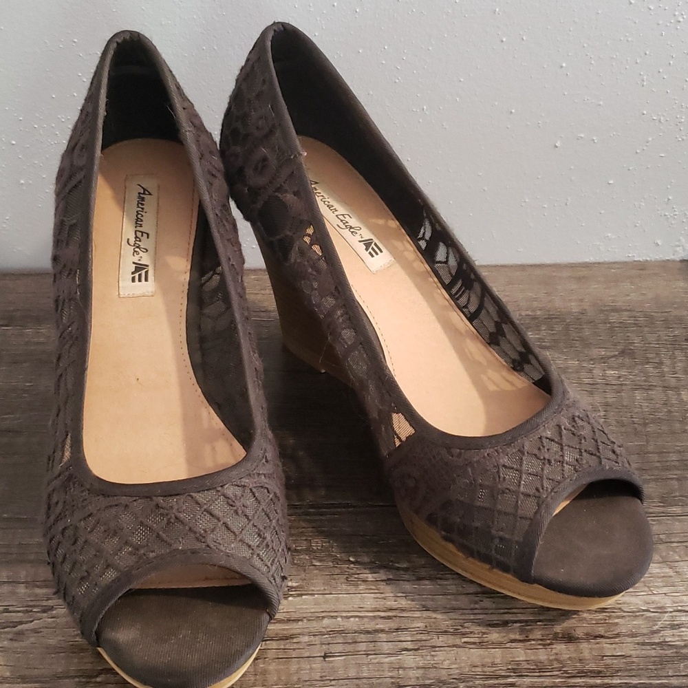 Black Lacy Platform Wedge